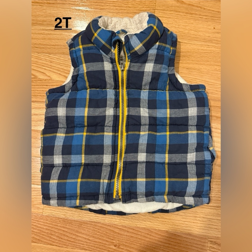 Old Navy Cozy Plaid Vest